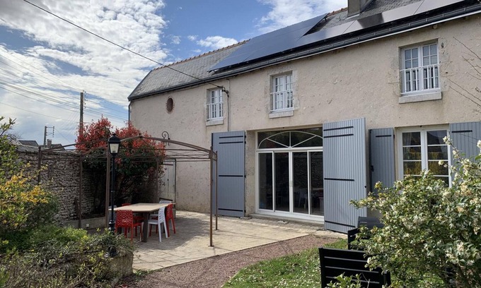 Saint-Claude-de-Diray Cottage | Comfortable cottage, 2 bedrooms, garden, near Blois & Chambord