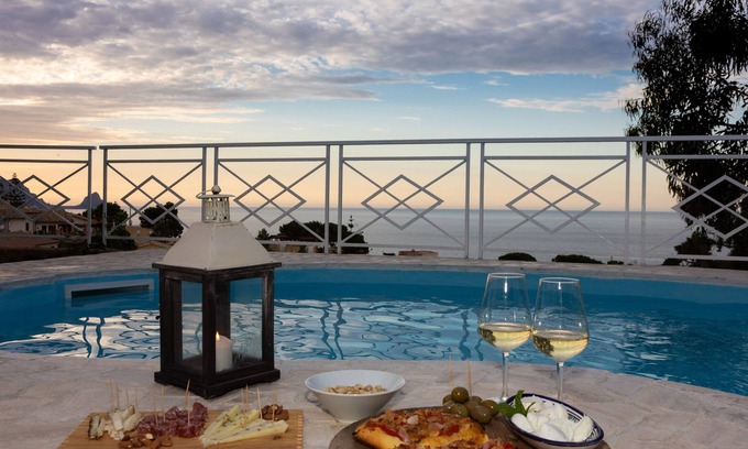 Torre Colonna-sperone Villa | Comfortable Villa near Palermo with a welcome spaghettata
