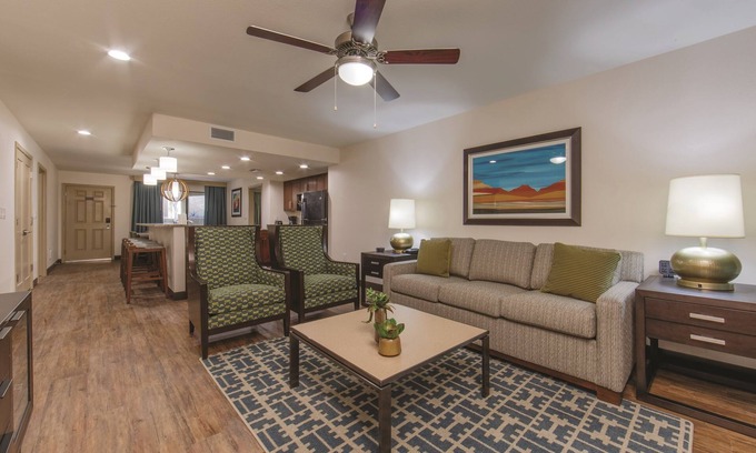 North Scottsdale Villa | Comfortable 3 Bedroom Villa | Close to Golf Course