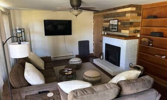 Enterprise House | Comfortable 3BR Home - Cozy