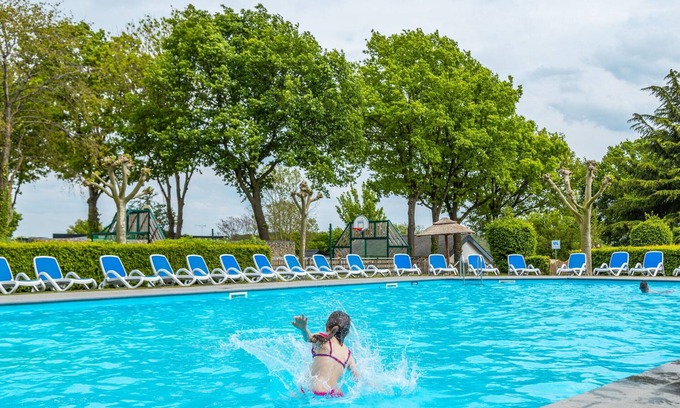 Municipality of Gulpen-Wittem Ski Chalet | Comfortable Air-conditioned Chalet in Limburg
