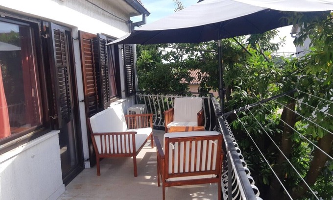 Stinjan Apartment | Comfortable apartment Marija with BBQ and private parking