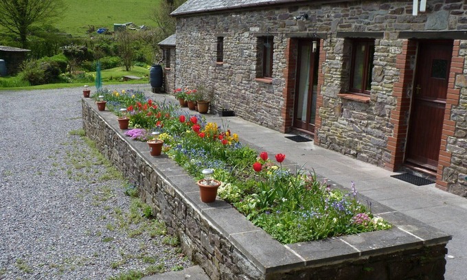 Brayford House | Comfortable cottage ideal for 2 to 4 people