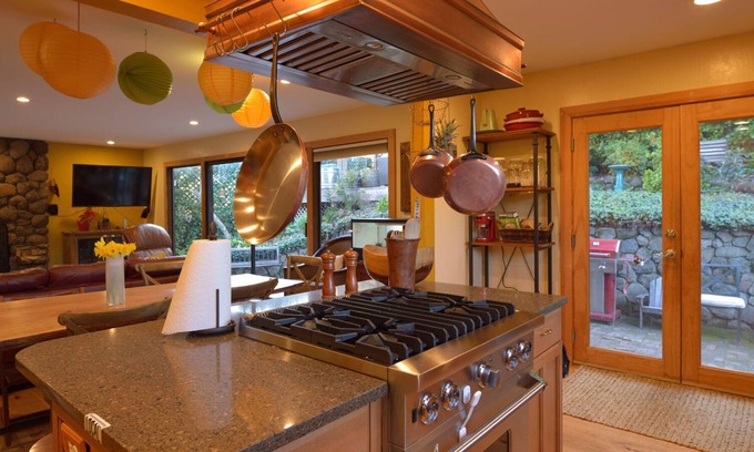 Woodacre House | COMFORTABLE COUNTRY RETREAT IN WEST MARIN