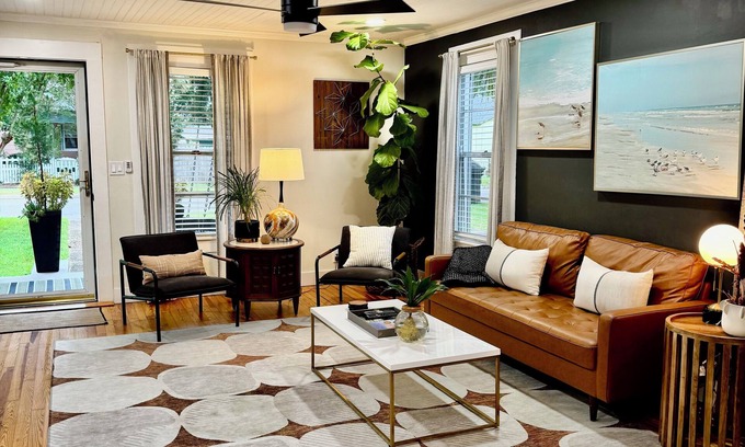 South Pensacola House | Comfortable Downtown Pensacola Stay Pet Friendly Yard Fire Pit Game Room