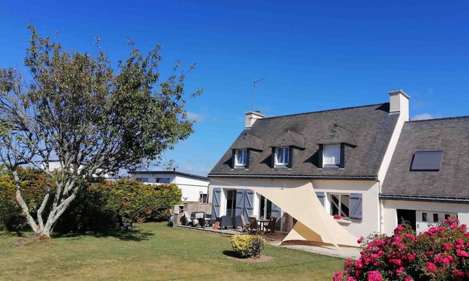 Moelan-sur-Mer House | Comfortable family in a quiet area, and ideally located near the sea.