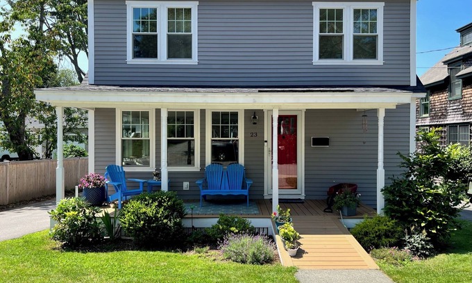Loveitts Field House | Comfortable, family-friendly home just steps from Willard Beach!