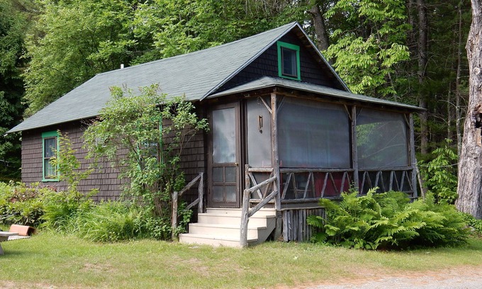 Industry Cabin | Comfortable Family Cottage on beautiful Clearwater Lake, Industry, ME