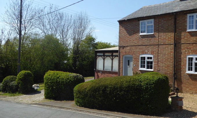 Alderminster House | Comfortable cottage with Wifi close to Stratford on Avon and the Cotswolds