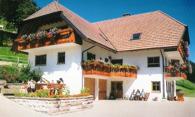 Hofstetten Apartment | Comfortable holiday home in a beautiful location