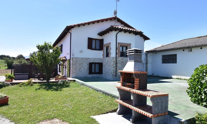 Ribamontan al Mar Cottage | Comfortable house in natural location and close to the beach