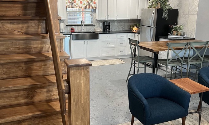 Rogers House | Comfortable house in the middle of Downtown Rogers!