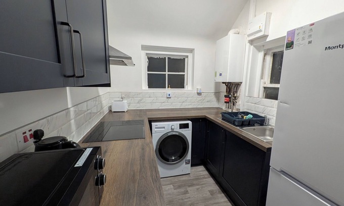 Nottingham Apartment | Comfortable Stay - Church Street Flat