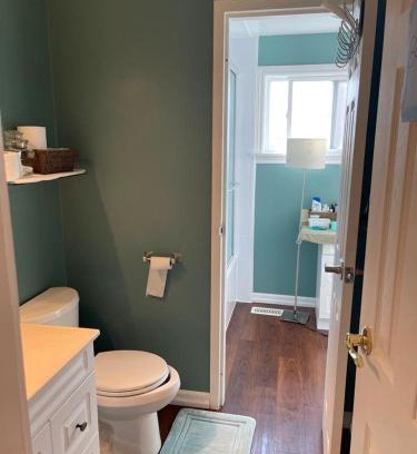 Halton Regional Municipality House | Comfortable Stay In Beautiful Home