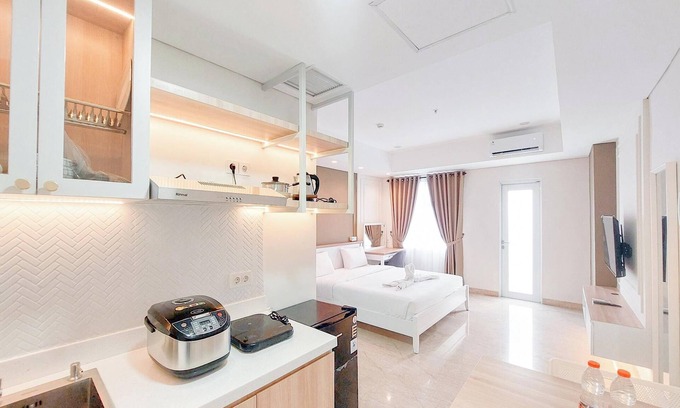 Kesawan Apartment | Comfortable Studio At Podomoro City Deli Medan Apartment