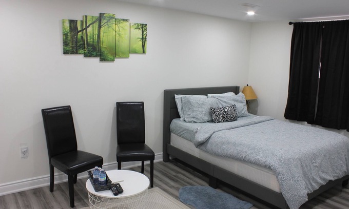 Grand River South House | Comfortable studio basement near KW airport and Chicopee