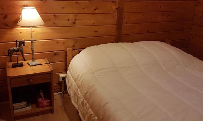 Sartene Ski Chalet | comfortable wooden chalet, spacious with magnificent view!