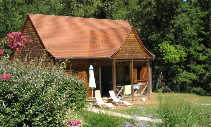 Carsac-Aillac Cottage | Comfortable wooden gite in the Black Perigord