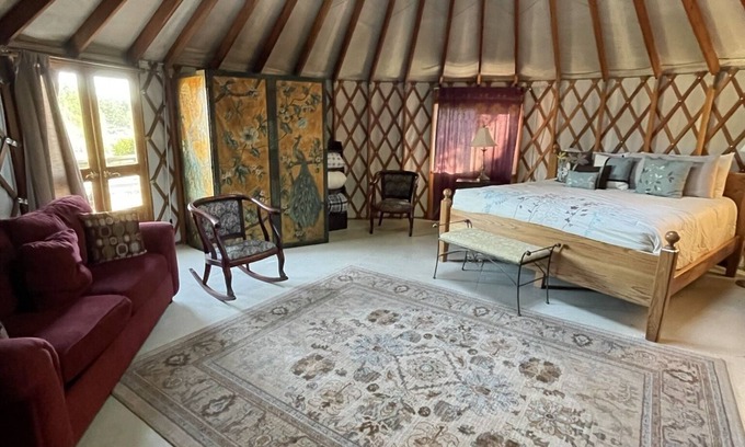 Adelma Beach Cabin | Comfortable Yurt