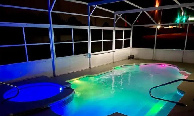 Clermont House | Comfy 4BR Near Disney Hottub/Pool