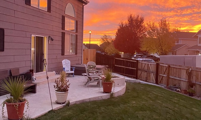 Chatfield Bluffs House | Comfy Chatfield Casa w/Hot Tub