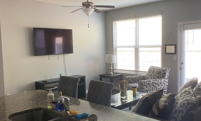 Lithonia House | Comfy Cozy townhouse