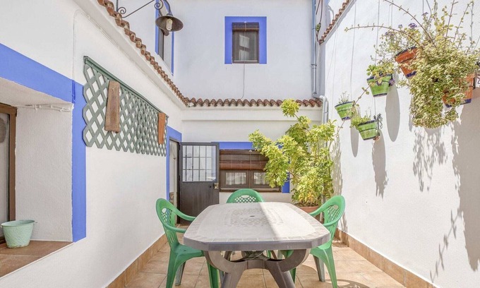Carcabuey House | Comfy Holiday Home in Carcabuey with Patio