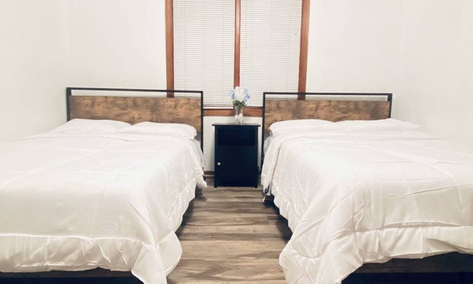Rockford House | Comfy Home for 8 Guests