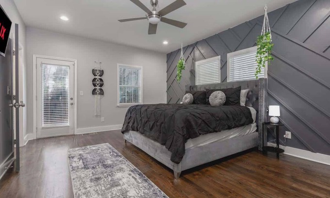 Sylvan Hills House | Comfy Spacious Zen Family Home By Airport-King Bed-Grill