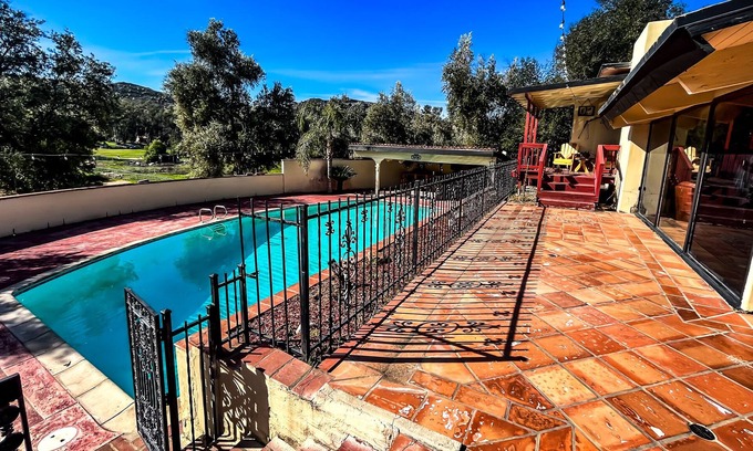 East Hemet House | Comfy Spanish style Ranch home in Hemet w/ hot tub and pool