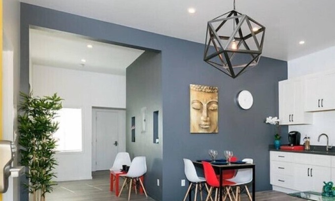 Downtown Apartment | Commercial Homes - Private rooms w Shared bath downtown SFO