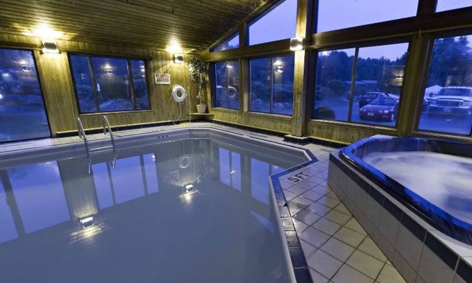 Stowe Area Hotel | Commodores Inn