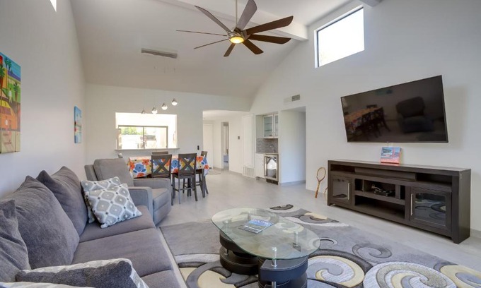 Cathedral City Apartment | Community Perks, 2 Patios Cathedral City Condo!
