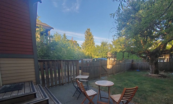 Courtenay House | Comox Valley Getaway