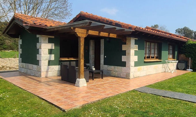 La Portilla Cottage | Complete green apartment in Llanes