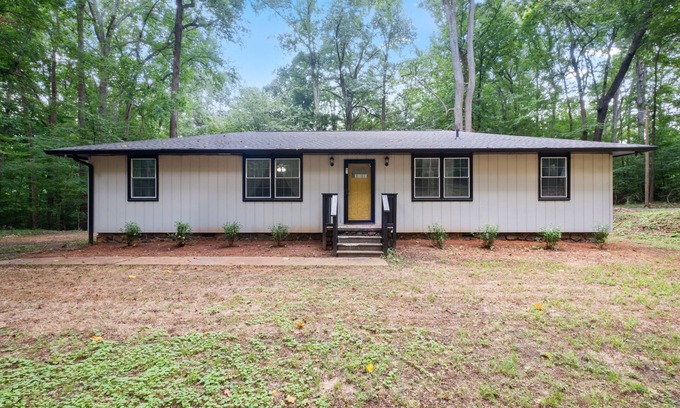 Panthersville House | Complete Privacy! nnExperience a private & sizable location in Decatur !