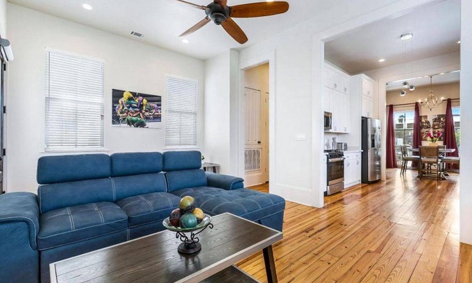 Faubourg Lafayette Condo | Condo ∙ 3 bedrooms ∙ 6 guests