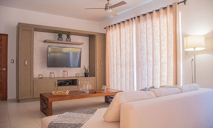Esterito Apartment | Condo Cortes