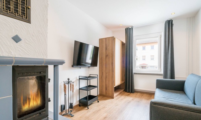 Zirndorf Apartment | Condo II - modern apartment for up to 6 people