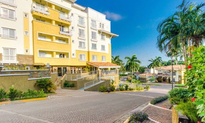 Rousseau Apartment | CONDO IN LUXURY GOLF CLUB