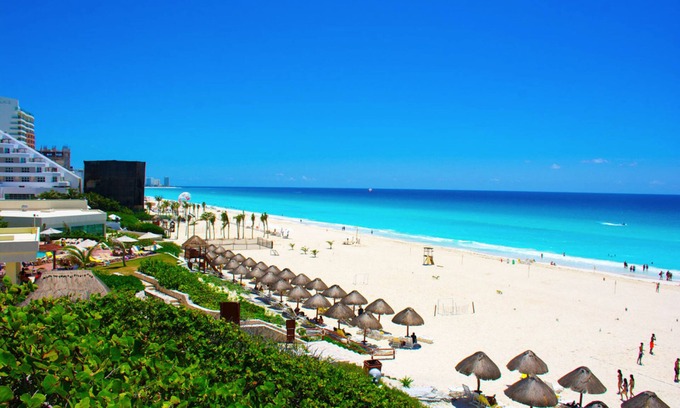 Zona Hotelera Hotel | Condo in Ocean Front Resort