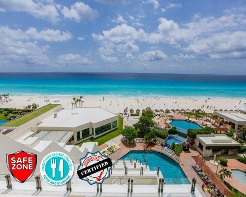 Zona Hotelera Apartment | Condo in Ocean Front Resort