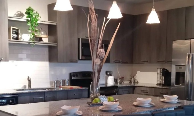 East Side Condo | Condo Luxe