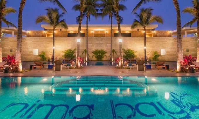 Marina Vallarta Hotel | CONDO NIM BY TRVL2HM