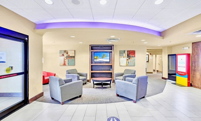 Florida Central Atlantic Coast Apartment | Condo w Hot Tub & Pool - Close to Universal Studio
