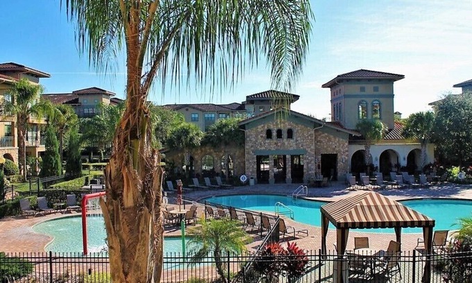 Wellington Condo | Condo with resort amenities for up to 6 guests - 15 min from Disney