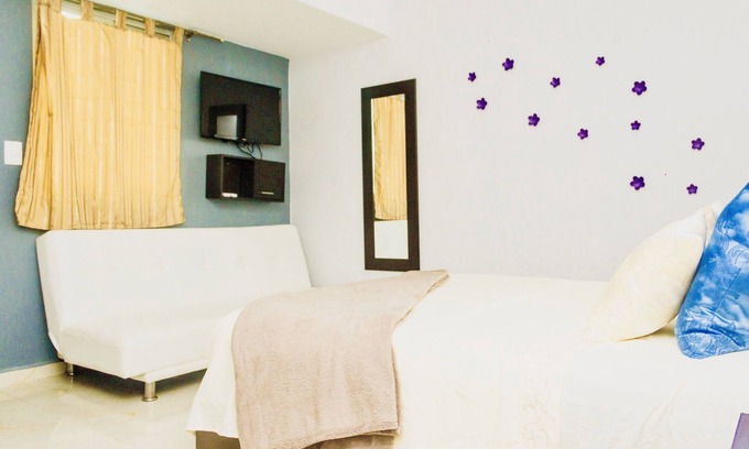 Luis Donaldo Colosio Condo | CondoHotel 5th Avenue Deluxe Triple Studio