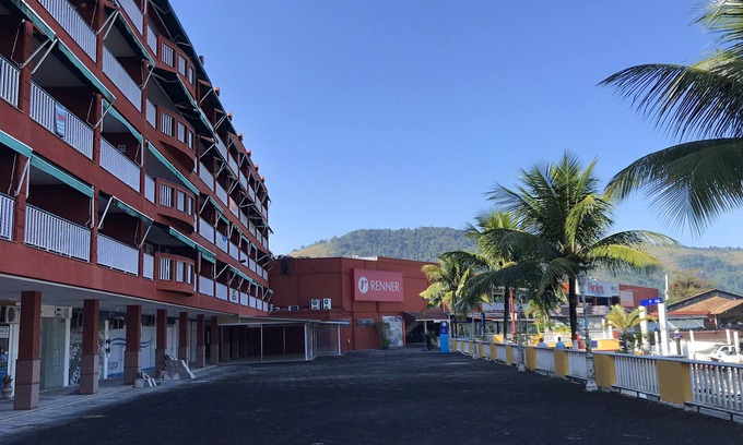 Parque das Palmeiras Apartment | Condomínio Piratas Residence