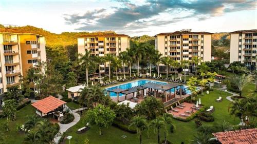 Barrio Santa Lucia Apartment | Condominios Costa Linda