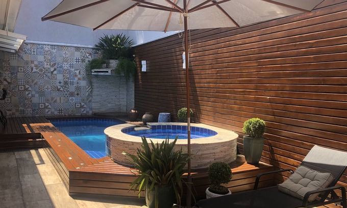 Cotia House | Condominium house with Jacuzzi Hydro Pool and Fireplace Granja Viana